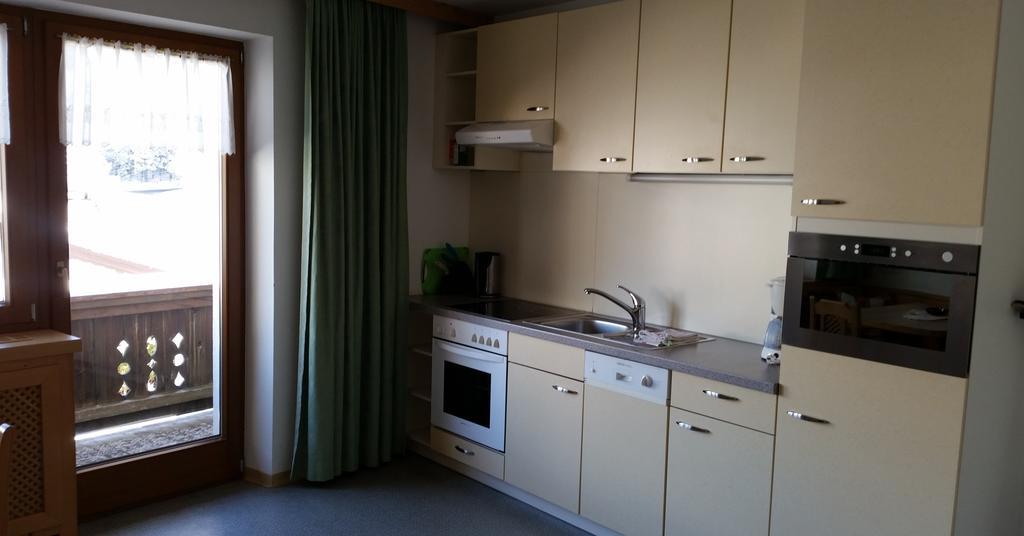 Haus Tuxerklamm Apartment Finkenberg Room photo