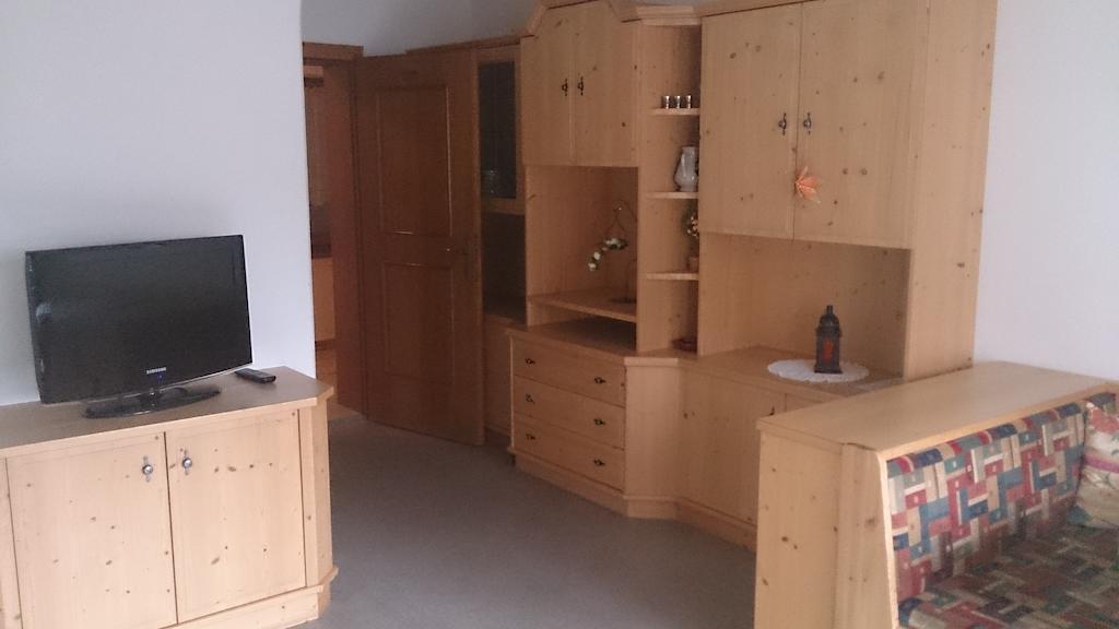 Haus Tuxerklamm Apartment Finkenberg Room photo